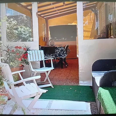 Parc Montana Mobil De Charme Kamp alanı Gassin
